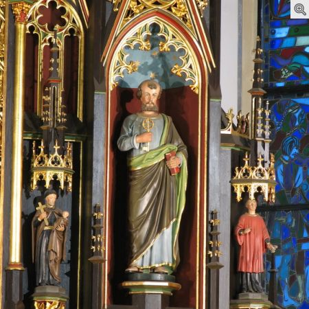 Św. Piotr - figura z ołtarza głównego