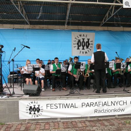 5 Festiwal Parafialnych Orkiestr Dętych - Radzionków (fot. P. Kałuska)
